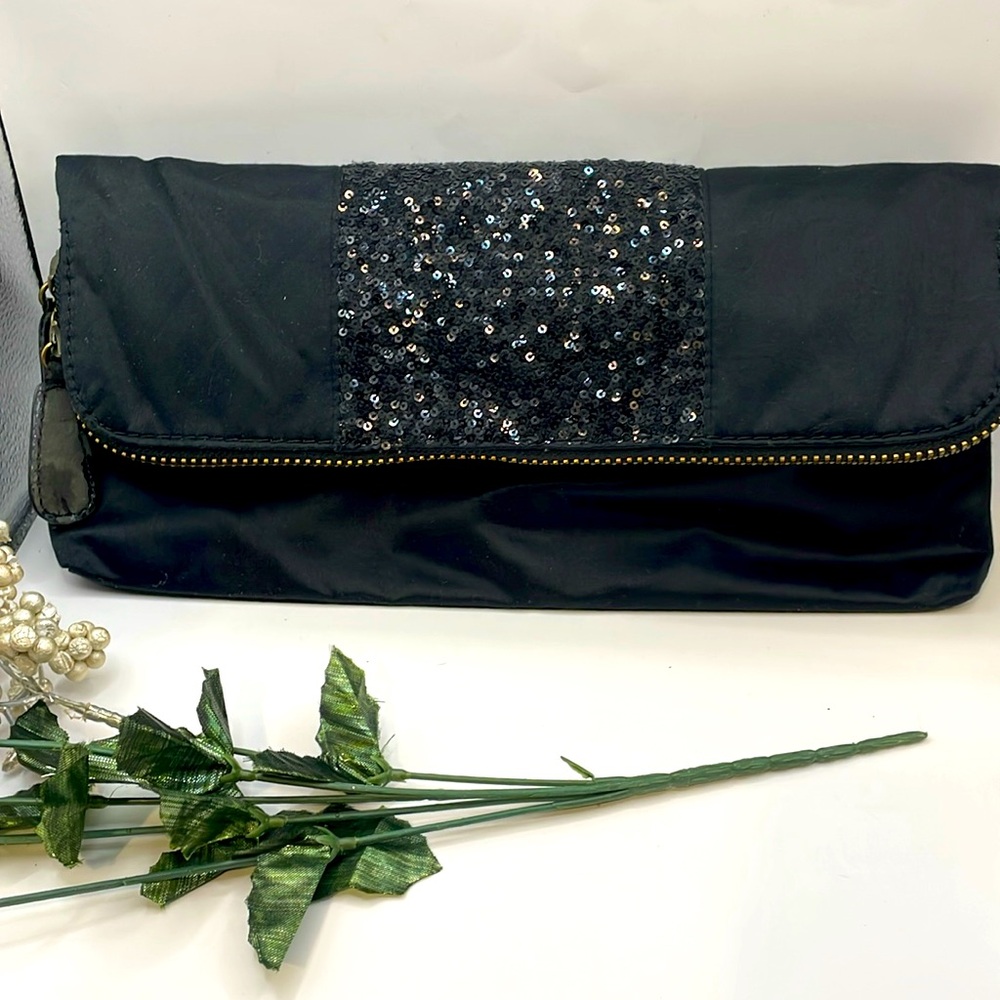 GAP vintage clutch purse (000184)